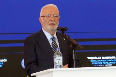 AK Parti'li Elitaş: Özgür Bey vesayet altında