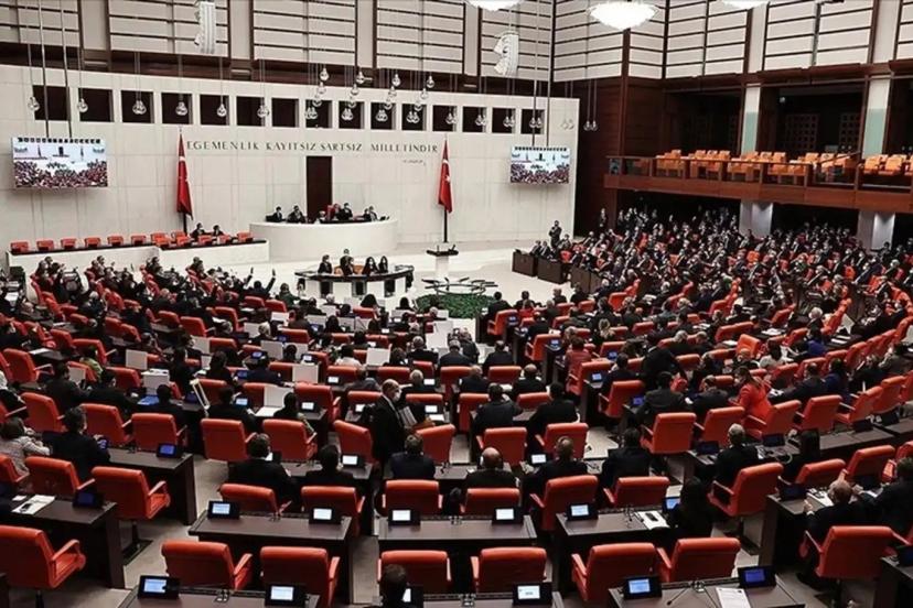 Çalışan anne ve babalar için yeni haklar bu hafta Meclis'te görüşülecek