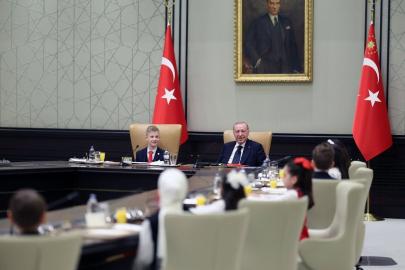 Cumhurbaşkanı Erdoğan, çocukları kabul etti