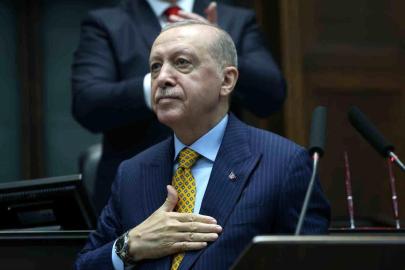 Cumhurbaşkanı Erdoğan: "Biz toprağın üstünde haysiyetsizce yaşamaktansa gerektiğinde toprağın altında şereflice yatmayı onurların en büyüğü olarak görürüz."
