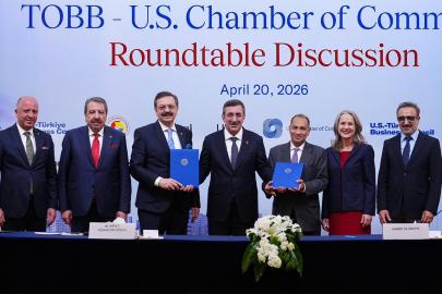 Cumhurbaşkanı yardımcısı Yılmaz: Ticaret hacminde hedef 100 milyar dolar