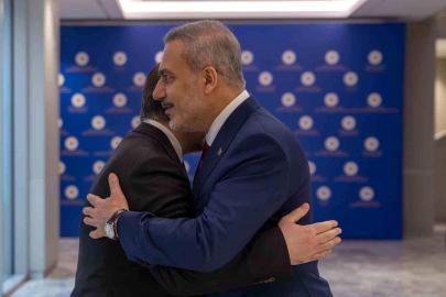 Dışişleri Bakanı Fidan, Suriyeli mevkidaşı ile bir araya geldi
