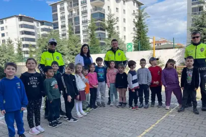 Edirneli miniklerden polislere büyük ilgi
