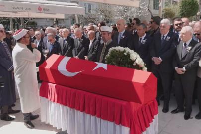 Eski TBMM Başkanı Hüsamettin Cindoruk son yolculuğuna uğurlandı