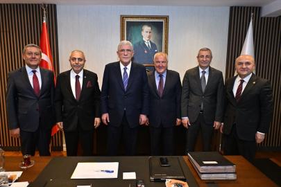 İYİ Parti Genel Başkanı Dervişoğlu, TÜRMOB heyetini kabul etti