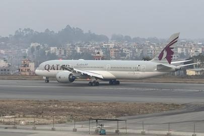 Katar hava sahasının kısmen açıldığını duyurdu