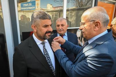 Malatya Büyükşehir Belediye Meclisi'nin bağımsız üyesi Ergül Günaydın AK Parti'ye katıldı