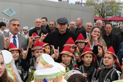 MHP'li Topsakal: Avrupa Türk dünyasıyla iyi geçinmek zorunda