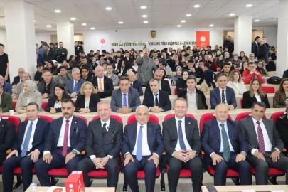 Ordu'da "Karadeniz Stratejik İletişim ve Dezenformasyonla Mücadele Forumu" düzenlendi