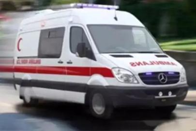 Sivas'ta kontrolden çıkan otomobil devrildi: 3 yaralı