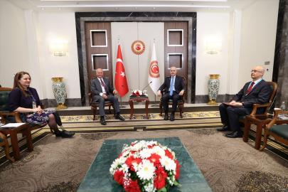 TBMM Başkanı Kurtulmuş, BM Mülteciler Yüksek Komiseri Salih ile görüştü