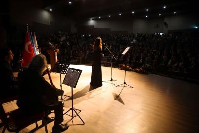 TDT Aksakallar Konseyi Başkanı Yıldırım, Ardahan Üniversitesi'nin fahri doktora töreninde konuştu Açıklaması
