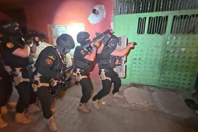 Adana'da DEAŞ'ın uyuyan hücresine operasyon: 16 kişi yakalandı