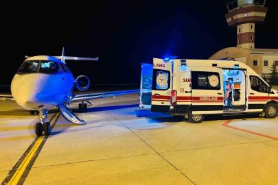 Ağrı’da kalp yetmezliği tanısı bulunan çocuk, uçak ambulansla Ankara’ya sevk edildi