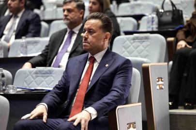AK Parti MKYK Toplantısı'nda Gündem Yine Millet Oldu