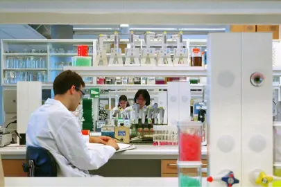 AstraZeneca ve OMP, 2026 Gartner Tedarik Zinciri Sempozyumu/Xpo™’da karar odaklı değişim hızını anlatacak