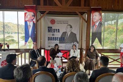 Aydın'da "Medya ve Darbeler" paneli