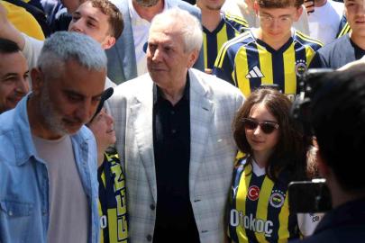 Aziz Yıldırım, Sakarya'da Fenerbahçeliler ile buluştu