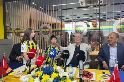 Aziz Yıldırım'dan Sakarya Fenerbahçeliler Derneği'ne ziyaret