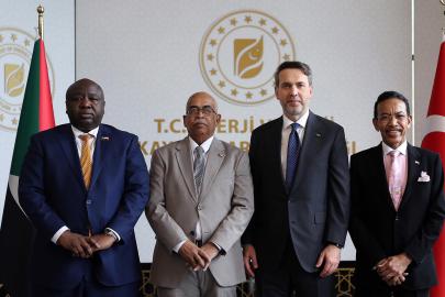 Bakan Bayraktar: Sudan ile enerji ve madencilik iş birliğini geliştirmeyi hedefliyoruz