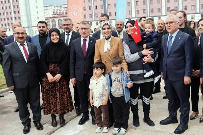 Bakan Göktaş: Dijital dönüşüm yeni iş dünyasına taşıyor