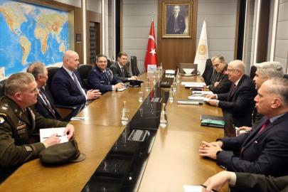 Bakan Güler, Türkiye ve ABD'nin NATO Daimi Temsilcilerini kabul etti