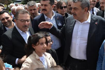 Bakan Tekin: Bu olayın hiçbir yerinde AK Parti'li ya da Cumhur İttifakı'na mensup siyasi aktör yok