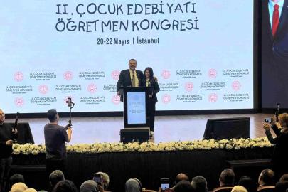 Bakan Tekin: "Biz çocuklarımızın dijital bağımlılıktan uzak, okuma kültürünü yaygınlaştıracakları bir iklim oluşturmak istiyoruz"