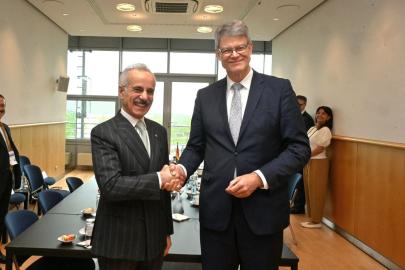 Bakan Uraloğlu, Alman mevkidaşı Schnieder ile bir araya geldi