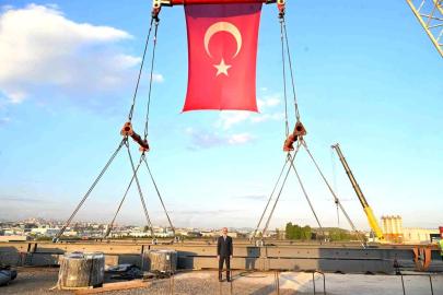 Bakan Uraloğlu: "(Etimesgut Havalimanı) 2 bin 450 metre uzunluğundaki pisti 3 bin metreye uzatıyoruz"
