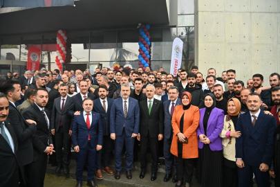 Bakan Uraloğlu'ndan CHP'ye Sert Eleştiri: 'Belediyeleri Yönetmekten Aciz'