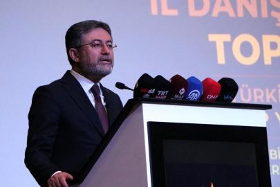 Bakan Yumaklı: "Soykırıma 'dur' diyen tek lider Erdoğan'dır"