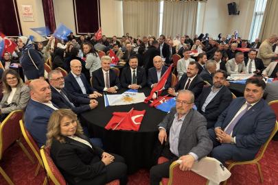 Balıkesir'de AK Parti teşkilatınca bayramlaşma programı düzenlendi