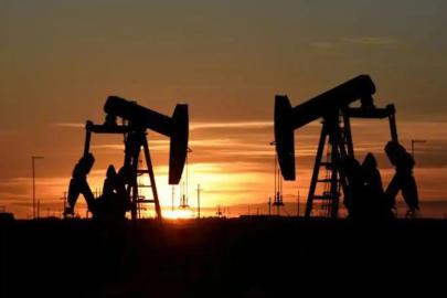 Brent petrol 105,55 dolardan işlem görüyor