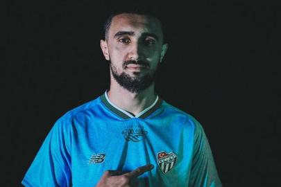 Bursaspor'a Azeri sol bek