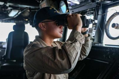 CENTCOM: "ABD bayraklı iki ticari gemi Hürmüz Boğazı'ndan başarıyla geçti"