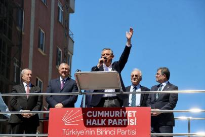 CHP Genel Başkanı Özel, partisinin Rize mitinginde konuştu Açıklaması