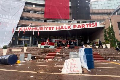 CHP Genel Merkezi'nde tahliye gerginliği