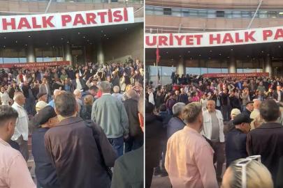 CHP Genel Merkezi'nin önünde "Hain Kemal" sloganları atılıyor