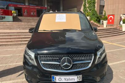 CHP'de Özgür Özel'in makam araçları satılığa çıkarıldı