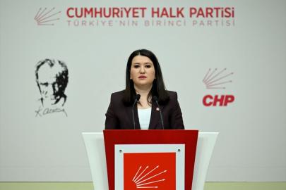 CHP'li Gökçen: 'Ölünün hatırasını, kadının onurunu, insanın haysiyetini hedef alan düzeni değiştireceğiz'