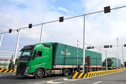 Çin ile Rusya Arasındaki Ticaret Hacmi Ocak-nisan Döneminde Yüzde 19,7 Arttı