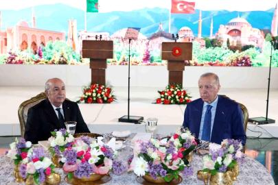 Cumhurbaşkanı Erdoğan'dan Cezayir Cumhurbaşkanı Tebbun'a Devlet Nişanı