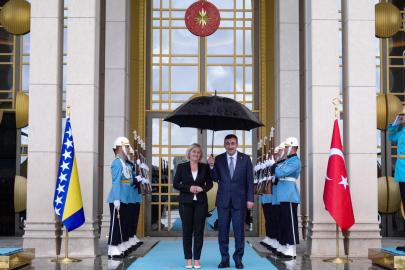 Cumhurbaşkanı Yardımcısı Yılmaz, Bosna Hersek Başbakanı Krişto ile görüştü