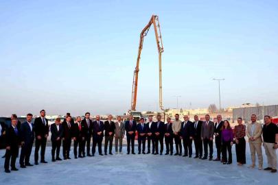 Dışişleri Bakanı Fidan, Katar Türk Okulu'nun inşaatını ziyaret etti