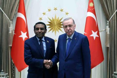 Erdoğan, Sudan Başbakanı Kamil İdris'i kabul etti