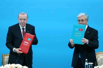 Erdoğan'dan Astana'da 13 anlaşma