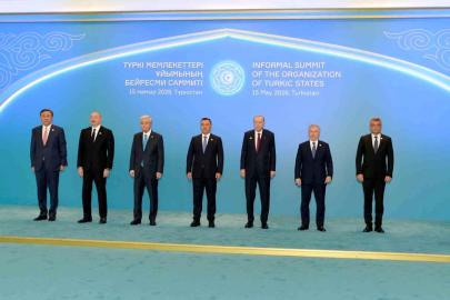 Erhürman TDT Zirvesi'nde: Kıbrıs Türk Halkı Çözüm İradesini Korumaktadır