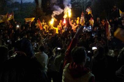Erzurum’da Galatasaray taraftarının şampiyonluk coşkusu