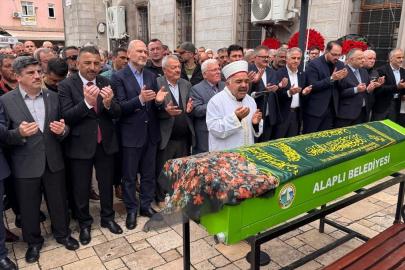 Eski AK Parti MKYK Üyesi Emine Çift Son Yolculuğuna Uğurlandı
